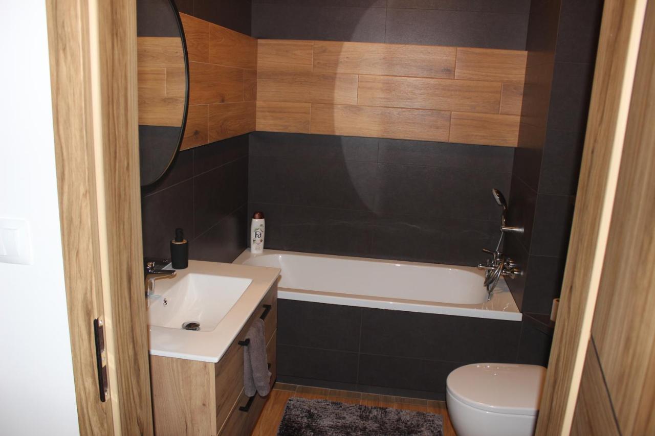Apartament Chopina อัวมิยังกิ ภายนอก รูปภาพ