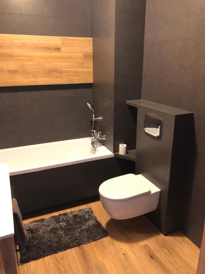 Apartament Chopina อัวมิยังกิ ภายนอก รูปภาพ