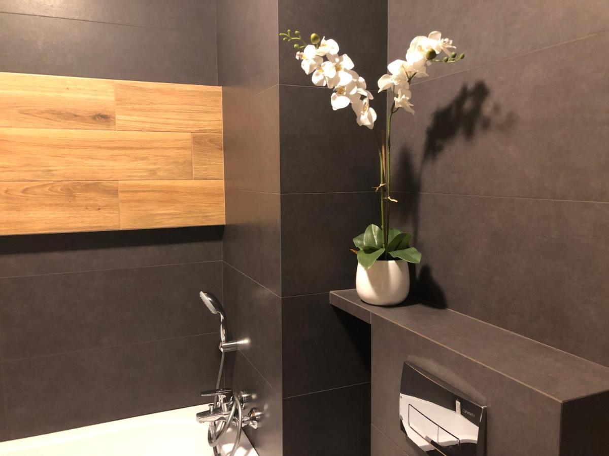 Apartament Chopina อัวมิยังกิ ภายนอก รูปภาพ